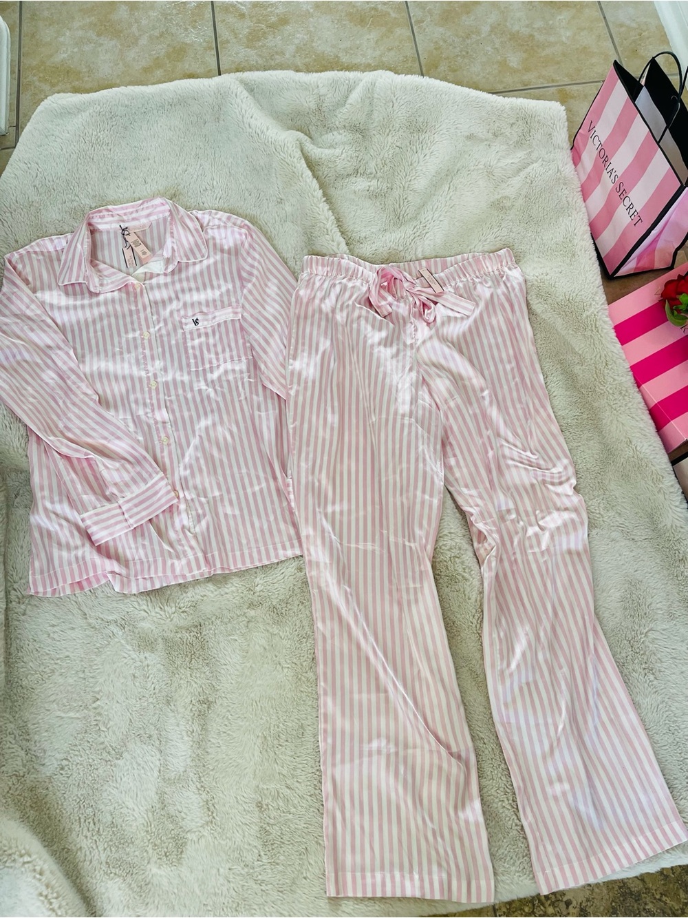 Victoria Secret Iconic Signature Pink Striped Satin Pajama Set - Light Pink - Picture 3 of 15
